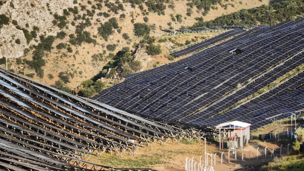 Bu baraj harıl harıl çalışıyor! Konya'ya içme, sulama suyu ve elektrik veriyor 4